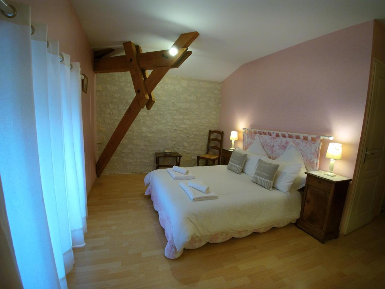 Demeure Du Chapitre Chambres D'Hotes De Charme Chadenac Exteriér fotografie